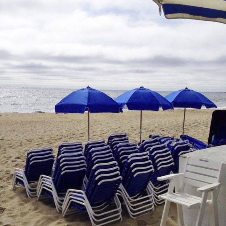  South Beach Chair Rentals for Large Space